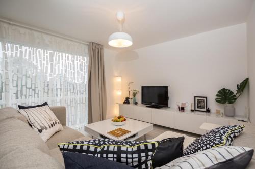 Ealing Apartment | Stylish and Cosy 1 BDR Apt, Ealing Broadway
