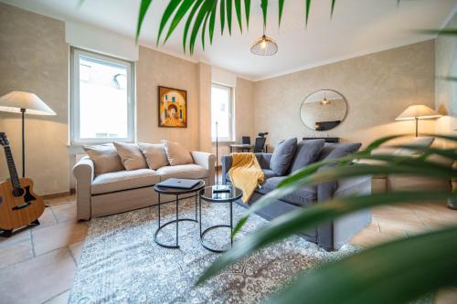 Neuendorf Apartment | Stylish Apartment by the Rhine River