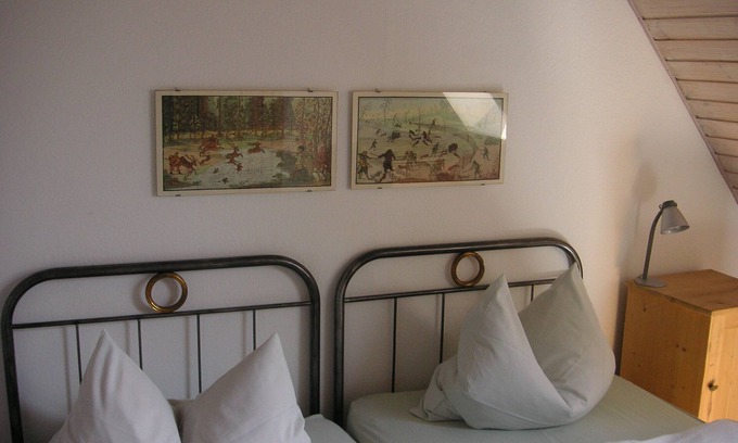 Leutenbach Apartment | Stylish apartment II on a Franconian fruit and distillery