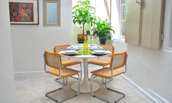 Bastide Saint-Louis Apartment | Stylish Apartment with Roof Terrace