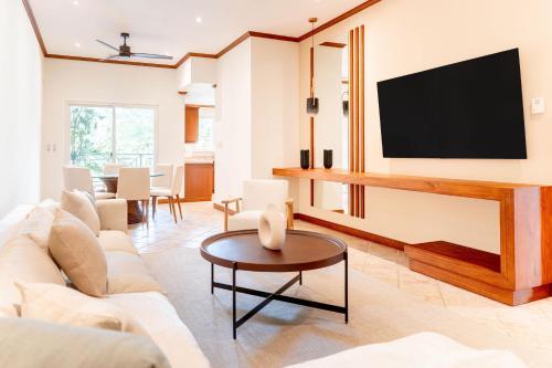 Herradura Apartment | Stylish Apartment w/Hotel Amenities @ Los Sueños