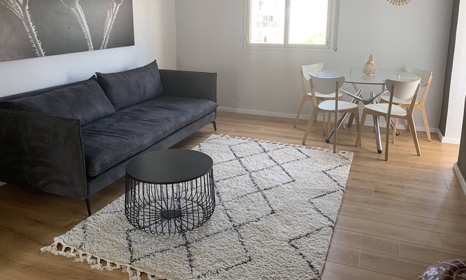 Haifa Apartment | Stylish Apt of the Seagull