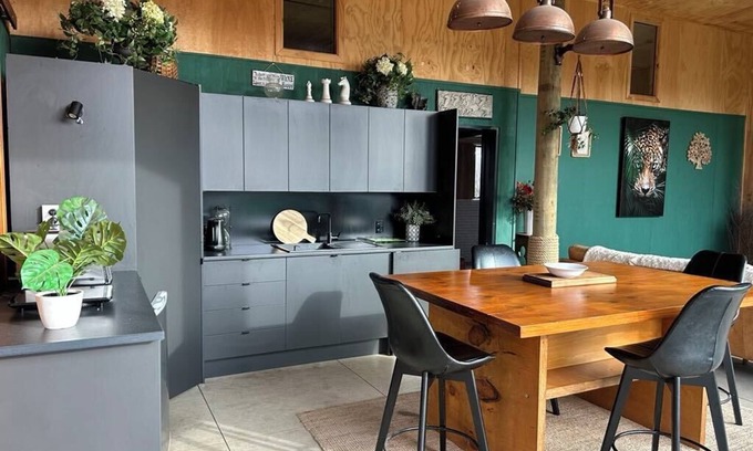 Te Horo House | Stylish Barn House