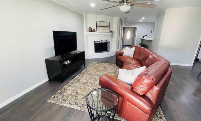 Memorial House | Stylish Base to Explore the Best of Houston!