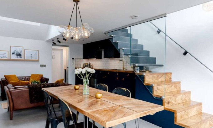 Cambridge House | Stylish Cambridge 1-bed Home with free parking