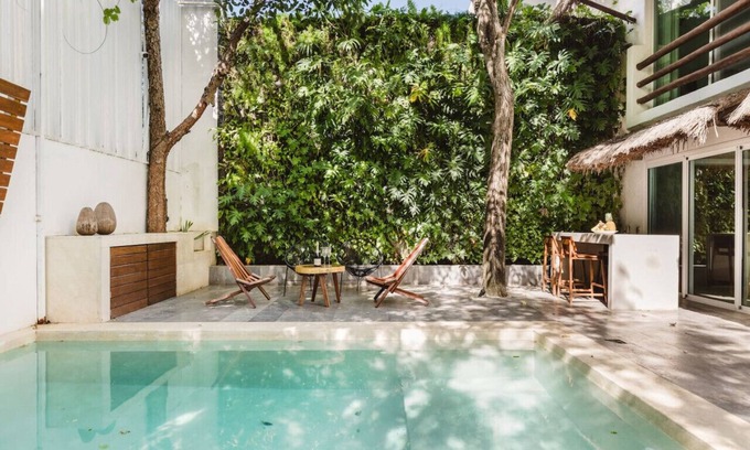 Downtown Cancun Villa | Stylish Cancún Villa · Rooftop & Pool Oasis