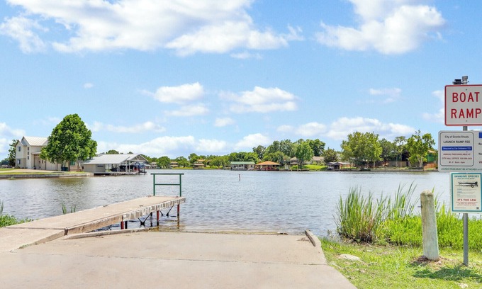 Granite Shoals Cabin | Stylish Casita w/Game Room, Near Lake LBJ Access