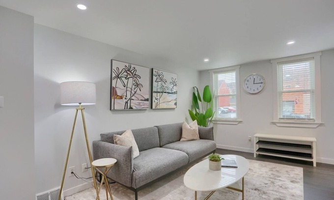 East Allegheny House | Stylish & Central 3BD Home Pittsburgh/North Side