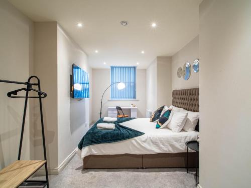 Leeds City Center Apartment | Stylish Central Leeds Apartment with Free Parking