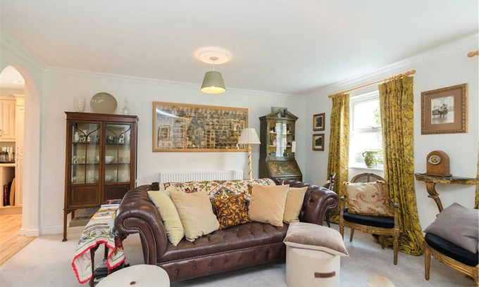 Chapeltown Apartment | Stylish. Cosy Flat in Leeds