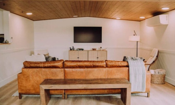 Salmon House | Stylish & Cozy Home - Newly Renovated
