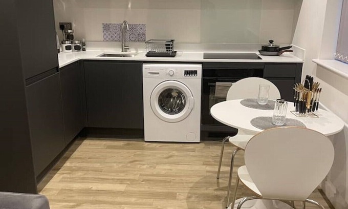 Old Trafford Apartment | Stylish flat in Old Trafford