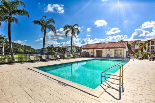 Iona Apartment | Stylish Fort Myers Condo about 2 Mi to Beaches!