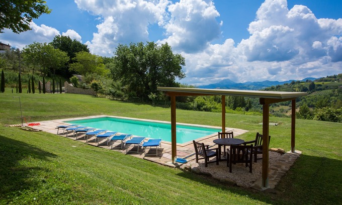 Castelplanio Villa | Stylish Hilltop Villa ๐ฟ Pool, Views & Vineyard Charm, 5-min Walk to Village