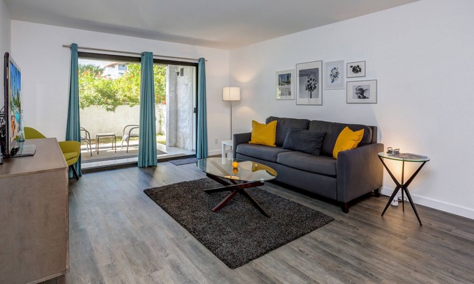 Canyon View Estates Condo | Stylish & Hip condo just steps from the pool.