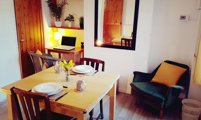 Norwich House | Stylish & homely space with considered work area