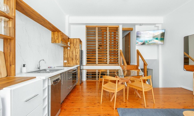 Ultimo Apartment | Stylish Inner City 2-Bed Unit by Fig Lane Park