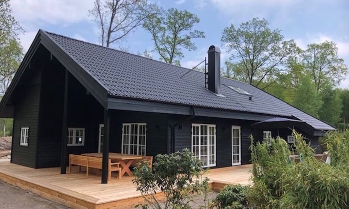 Vaxtorp House | Stylish Lake house, outdoor hottub Lake view Close to nature. Pet friendly.