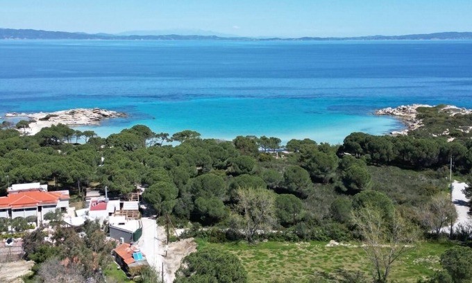 Vourvourou Villa | Stylish Maisonette with 3 Bedrooms in Vourvourou, Greece