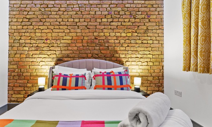 Kilburn Apartment | Stylish Modern 1 Bed Apartment in London NW6*8