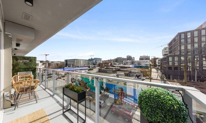 Mount Pleasant Condo | Stylish & Modern 2BD condo!