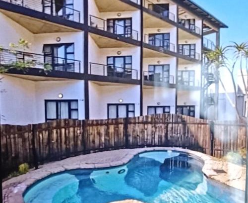 Downtown Johannesburg Apartment | Stylish Modern Apartment in the heart of Maboneng, Free Wifi and Netflix