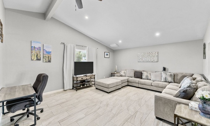 Sierra Vista House | Stylish & Modern Sierra Vista Getaway with Pool!