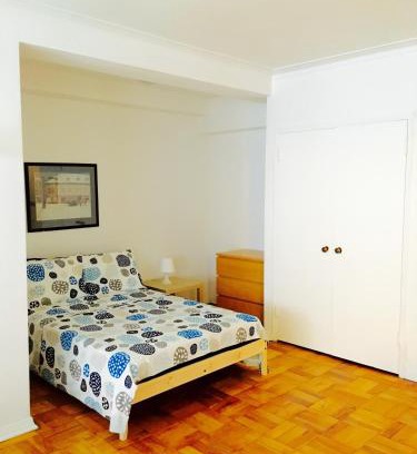 Downtown Montreal Apartment | Stylish Montreal Apartment: Comfortable Stay in the Golden Square Mile
