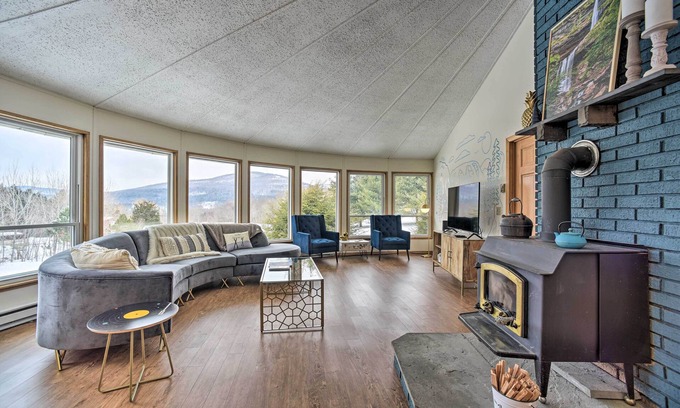 Windham House | Stylish Mountain Escape w/Hot Tub, 3 Miles to Ski