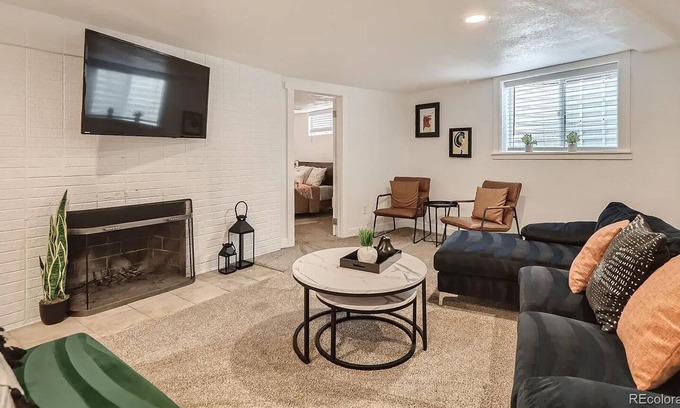 Englewood Apartment | Stylish Private 2 Bedroom Basement Guest Suite