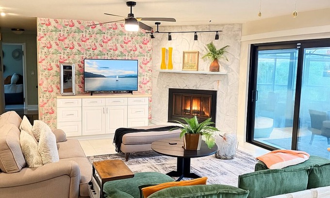 Bearss Plaza House | Stylish- Private Pool, Game Room & Prime Location.