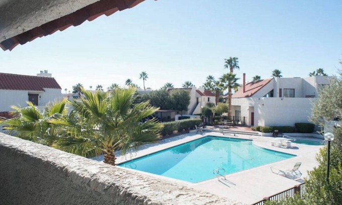 Chinatown Condo | Stylish remodeled 2bed &2bath by the Vegas Strip!