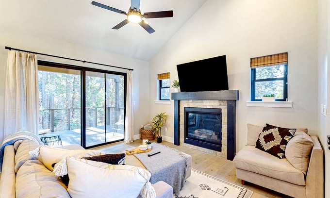 Lincoln Park House | Stylish retreat near skiing & golf with fireplace, balcony, & views, sleeps 6