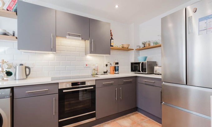 Tetbury House | Stylish Retreat with Garden in Tetbury