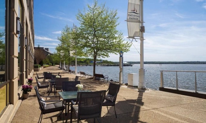 National Harbor House | Stylish Room in Unique Hotel w/Potomac River Views – Perfect Family Getaway