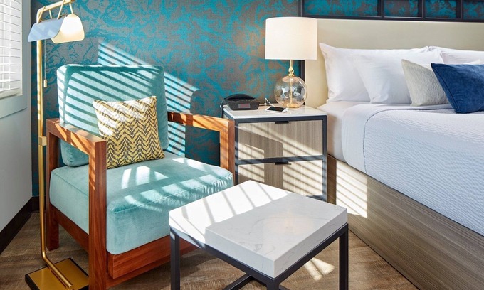 Beach Barber Tract Hotel | Stylish Room with Sunset & Beach Views – Swimming Pool to Unwind!