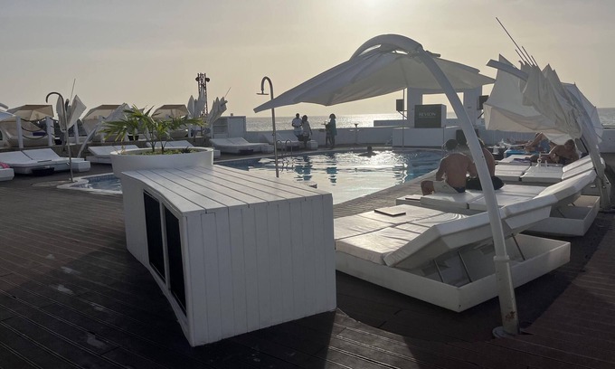 Santa Maria Apartment | Stylish spacious apartment, fully equipped - walking distance to beach