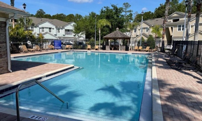 Southside Condo | Stylish & Spacious in the Heart of Jacksonville!
