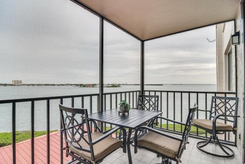 Palma del Mar Apartment | Stylish St Petersburg Condo with Balcony and Bay Views