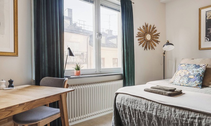 Sodermalm Apartment | Stylish Studio in Central Södermalm on Mariaberget