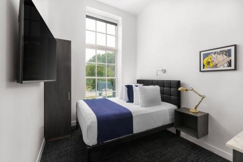 Fenway–Kenmore Apartment | Stylish Studio in Historic Boston #208