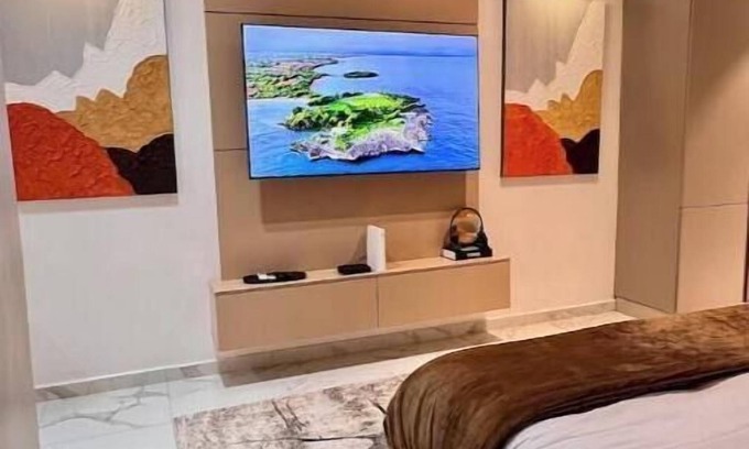 Kweiman Apartment | Stylish Studio w/Fast WiFi 7mins from Airport