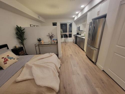 Hillcrest Apartment | Stylish Studio with Parking, Near the Zoo, Airport, Downtown, Balboa Park