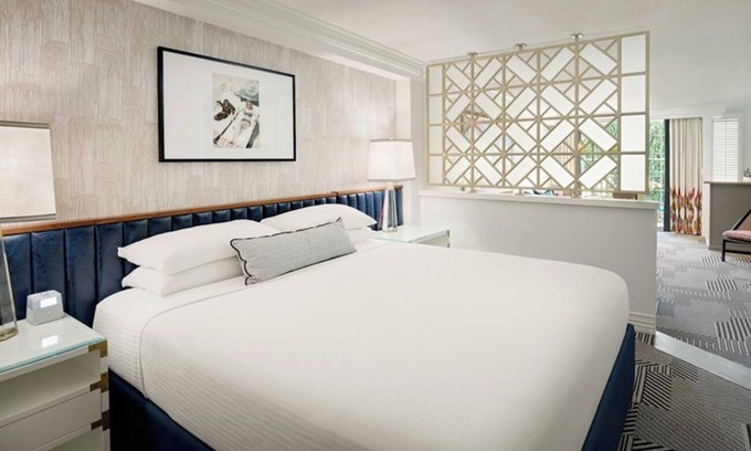 Tri-West Apartment | Stylish Suite w/Balcony, Gym, Pool, Sauna & Pet-Friendly Access!