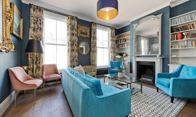 Addison House | Stylish Three Bed + Roof Terrace Shepherd's Bush