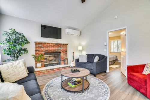 Tobyhanna House | Stylish Tobyhanna Home with Fire Pit and Lake Access!