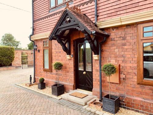 Nantwich Apartment | Stylish two bedroom apartment near Rookery Hall