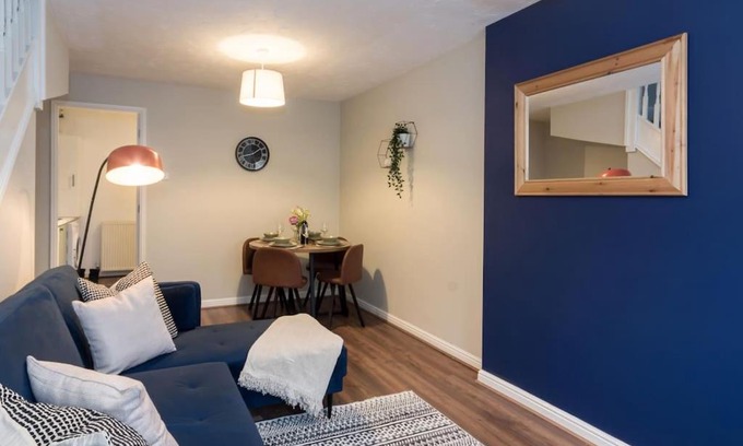 Sheffield Apartment | Stylish two bedroom home SHEFFIELD