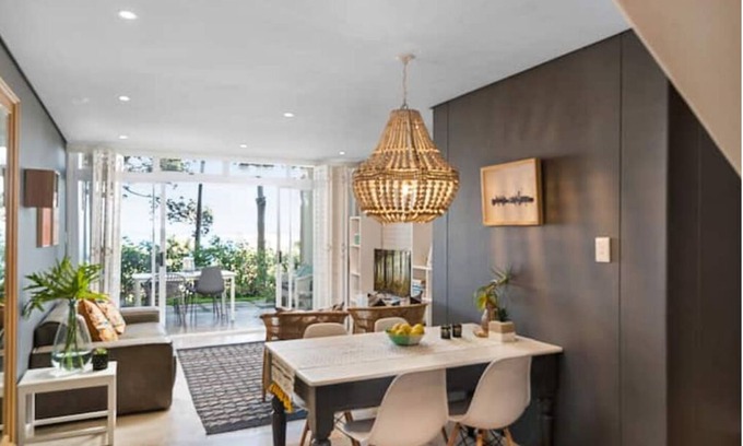 Selection Beach Apartment | Stylish Umdloti beach flat, pool & sea views