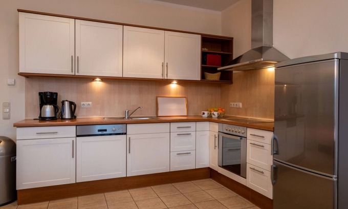 Muritz Apartment | Stylish vacation apartment in a manor house on Lake Plau